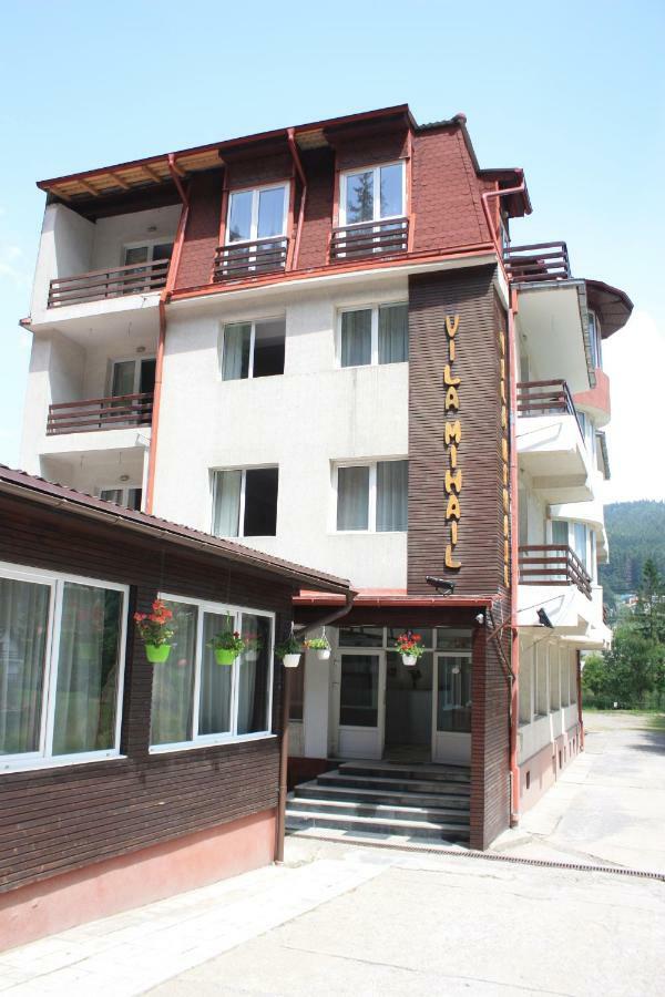 Hotel Vila Mihail Buşteni Exterior foto